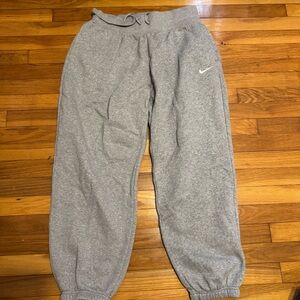 grey nike high waisted joggers